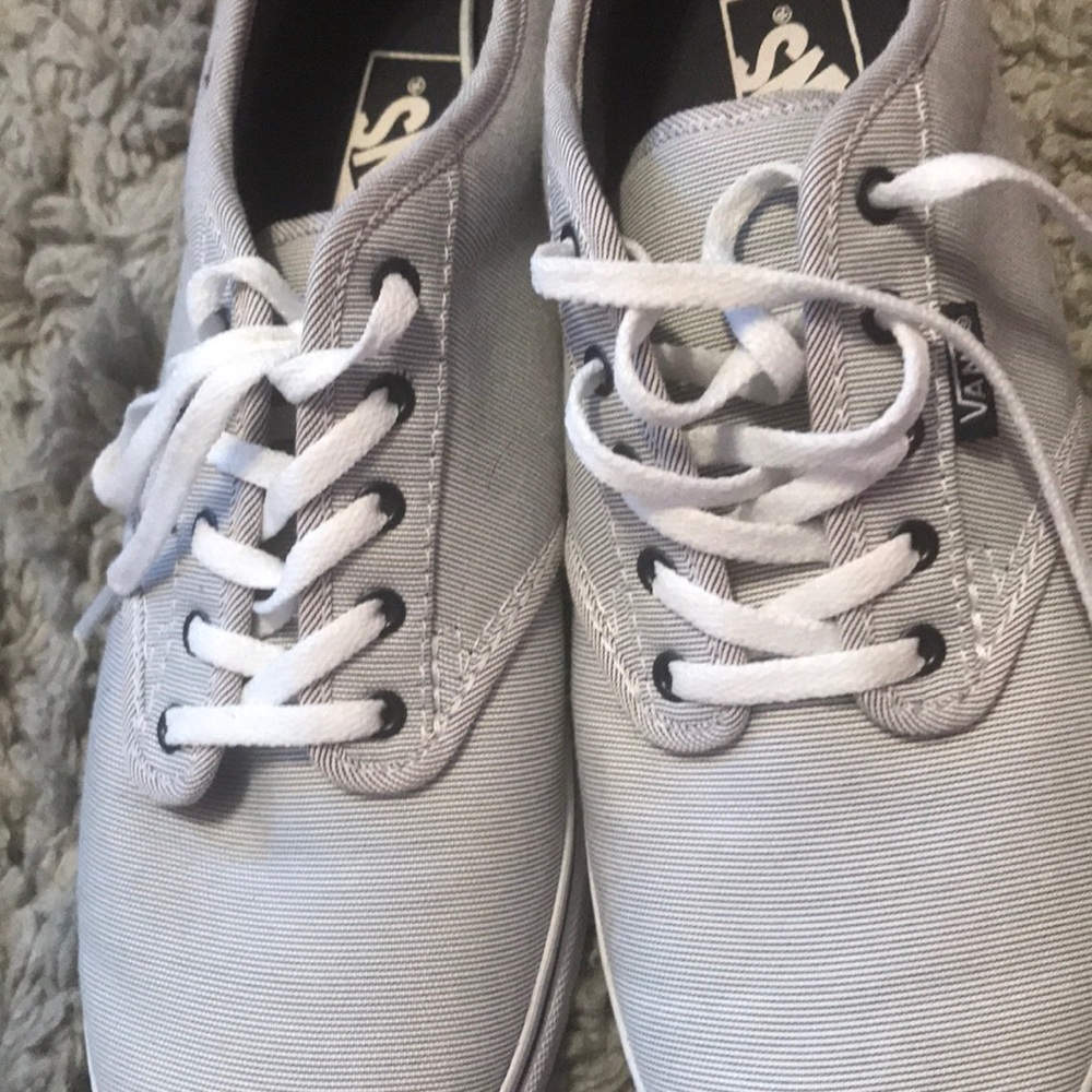 VANS // stripped - Picture 3 of 4